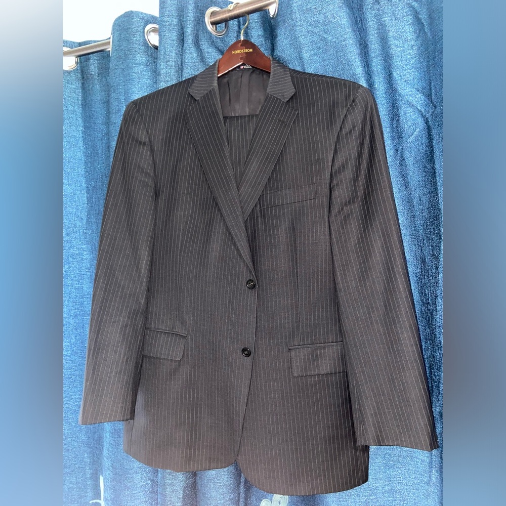 Hart Shaffner Marx Men’s Suit